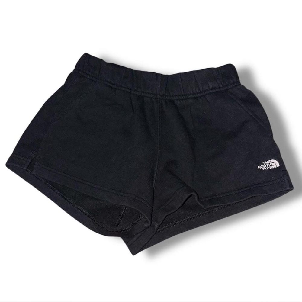 Black The North Face shorts